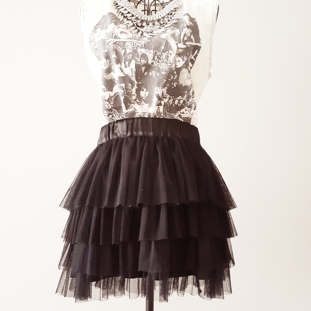 Soft tulle mini skirt
